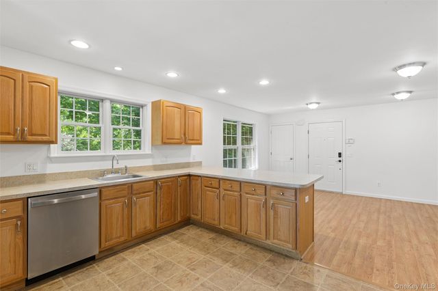 415 1st Street, Greenport, NY 11944