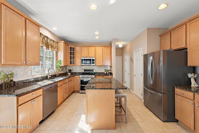 19 Jackson Circle, Ocean Twp, NJ 07712