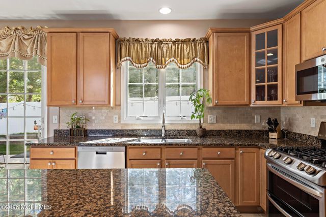 19 Jackson Circle, Ocean Twp, NJ 07712
