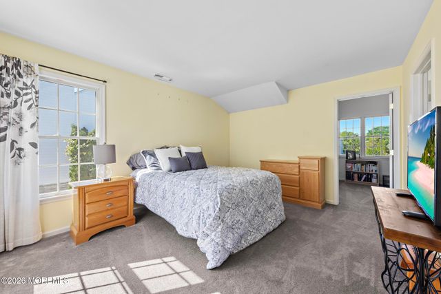 19 Jackson Circle, Ocean Twp, NJ 07712