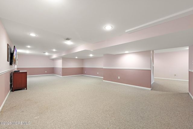 19 Jackson Circle, Ocean Twp, NJ 07712