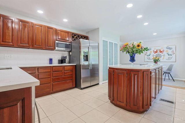8608 Zenith Court, Springfield Twp., OH 45231