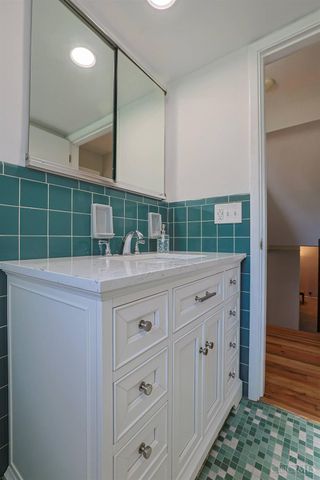 8608 Zenith Court, Springfield Twp., OH 45231
