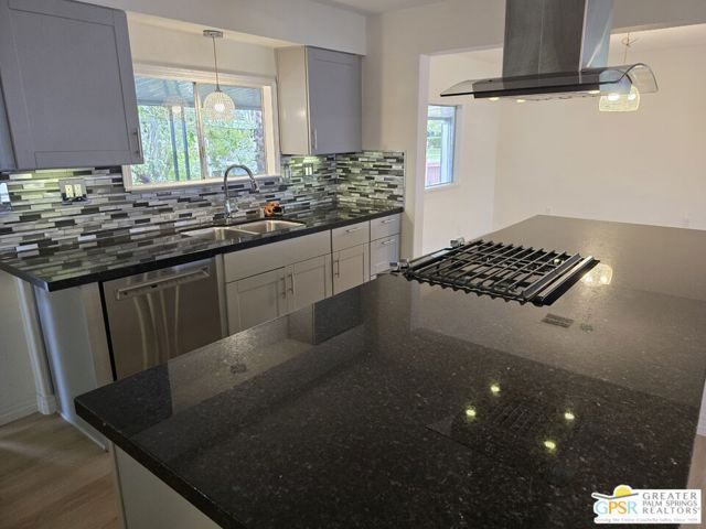 412 S Paseo Laredo, Cathedral City, CA 92234