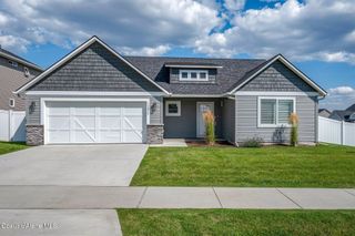 13017 N CAVANAUGH DR, Rathdrum, ID 83858