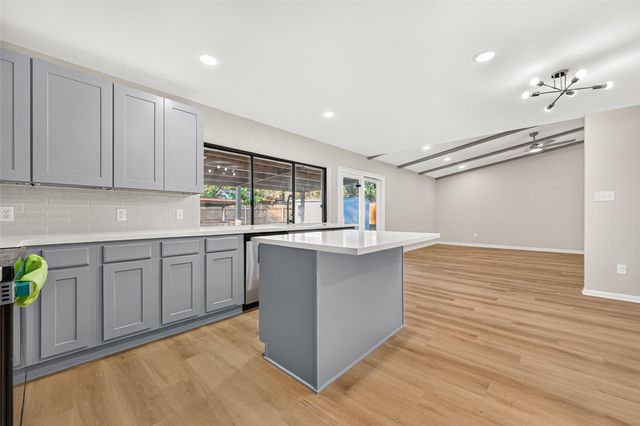 2110 Mustang Springs Drive, Missouri City, TX 77459
