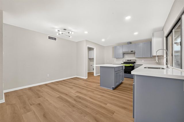 2110 Mustang Springs Drive, Missouri City, TX 77459