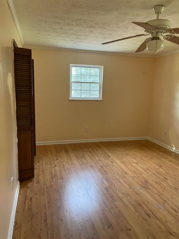 152 Rountree Road, Riverdale, GA 30274