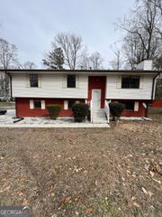 152 Rountree Road, Riverdale, GA 30274