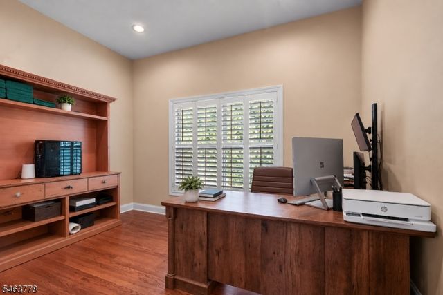 5 Nalesnik Dr, Fairfield Twp., NJ 07004