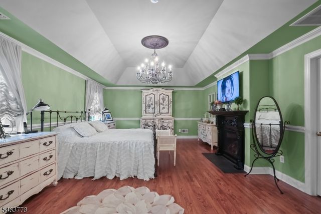 5 Nalesnik Dr, Fairfield Twp., NJ 07004