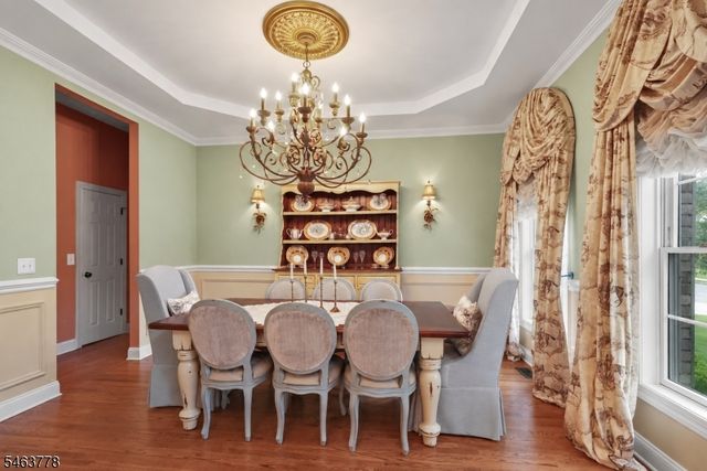 5 Nalesnik Dr, Fairfield Twp., NJ 07004