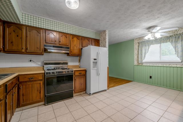1282 Narragansett Park, Lexington, KY 40517