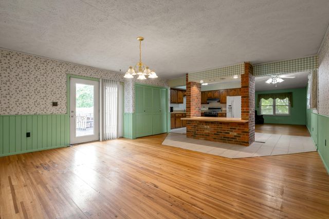 1282 Narragansett Park, Lexington, KY 40517