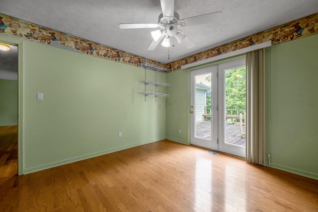 1282 Narragansett Park, Lexington, KY 40517