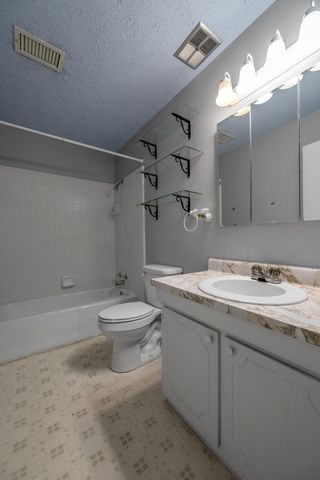 1282 Narragansett Park, Lexington, KY 40517