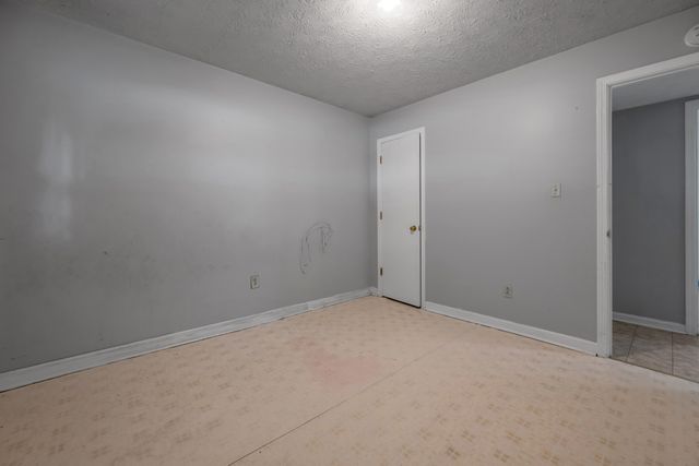 1282 Narragansett Park, Lexington, KY 40517