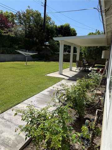 212 S Lone Hill, Glendora, CA 91741