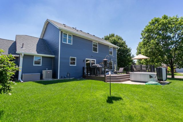 247 Pendryn Hill Circle, Woodbury, MN 55125