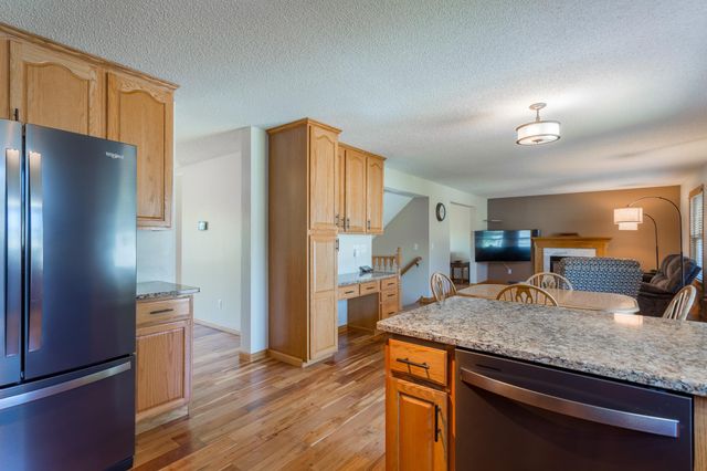 247 Pendryn Hill Circle, Woodbury, MN 55125