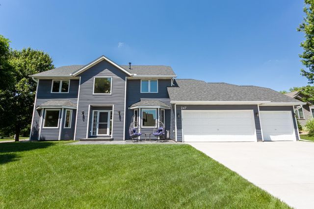 247 Pendryn Hill Circle, Woodbury, MN 55125