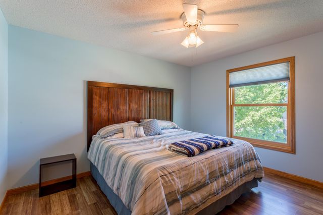 247 Pendryn Hill Circle, Woodbury, MN 55125