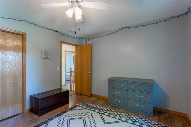 247 Pendryn Hill Circle, Woodbury, MN 55125