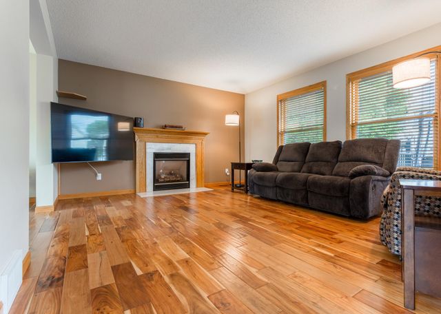 247 Pendryn Hill Circle, Woodbury, MN 55125