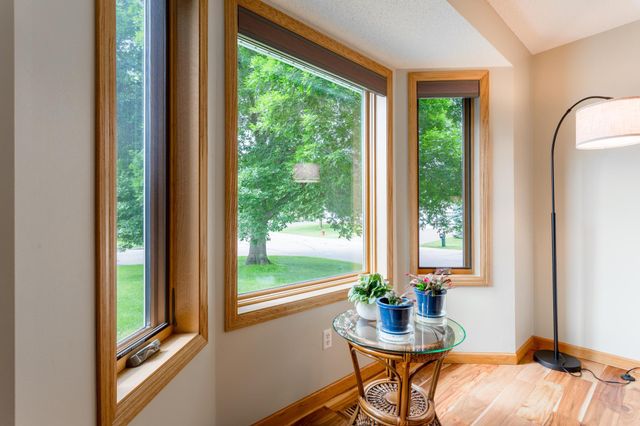 247 Pendryn Hill Circle, Woodbury, MN 55125