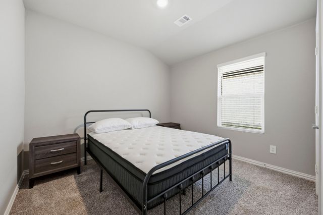 3020 Dixondale Drive, Fort Worth, TX 76108