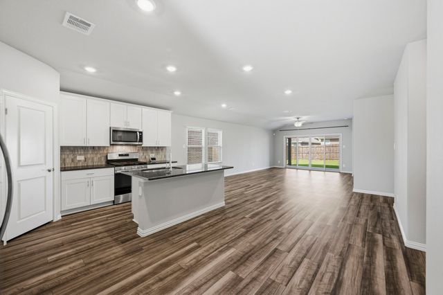 3020 Dixondale Drive, Fort Worth, TX 76108