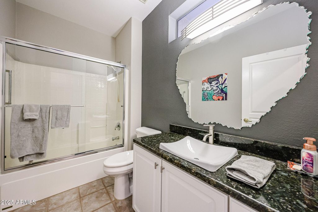 Image 21 of property listing at 17807 N NAVARRO Court, Surprise, AZ 85374