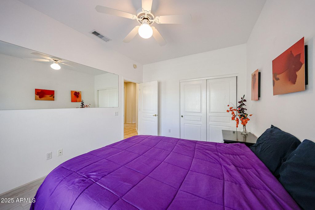 Image 23 of property listing at 17807 N NAVARRO Court, Surprise, AZ 85374