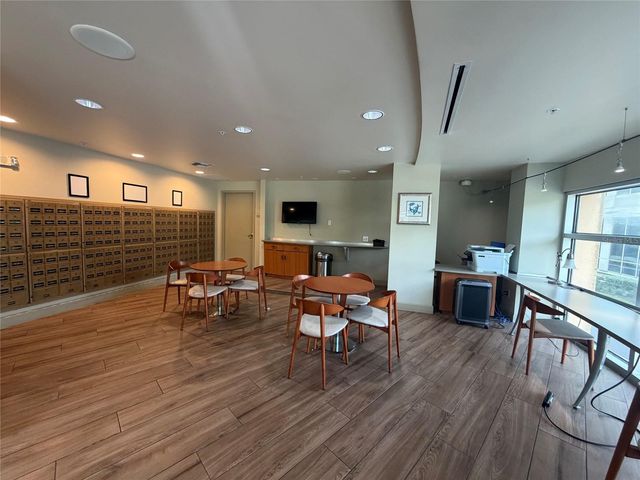322 E CENTRAL BOULEVARD 714, Orlando, FL 32801