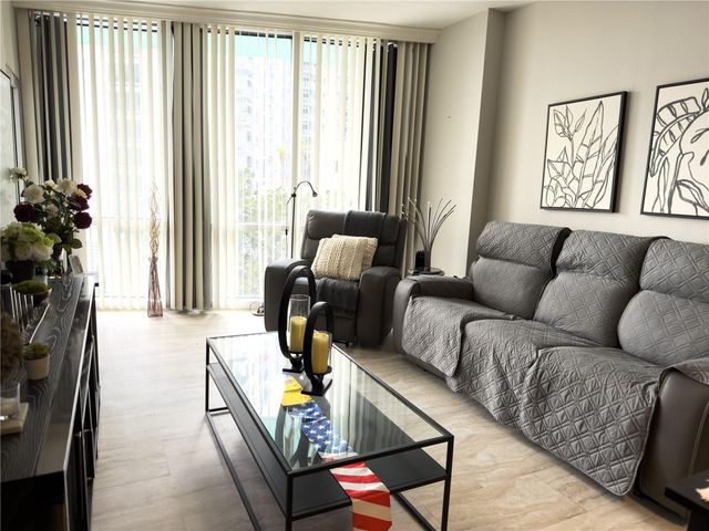 322 E CENTRAL BOULEVARD 714, Orlando, FL 32801