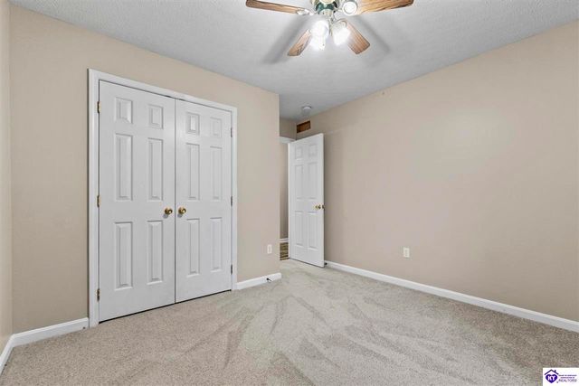 11703 Sunbeam Court, Louisville, KY 40272