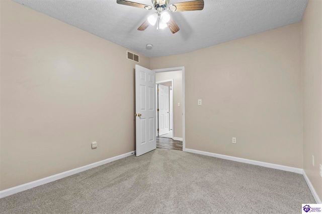 11703 Sunbeam Court, Louisville, KY 40272