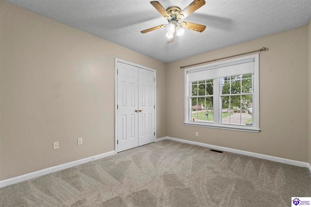 11703 Sunbeam Court, Louisville, KY 40272