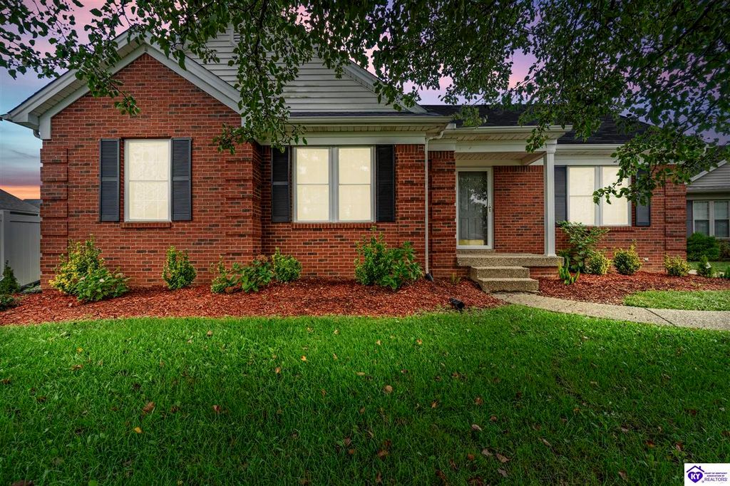 11703 Sunbeam Court, Louisville, KY 40272