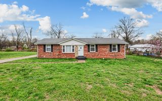 5047 Collinwood Dr, Clarksville, TN 37042