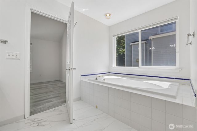 8139 4th Avenue SW, Seattle, WA 98106