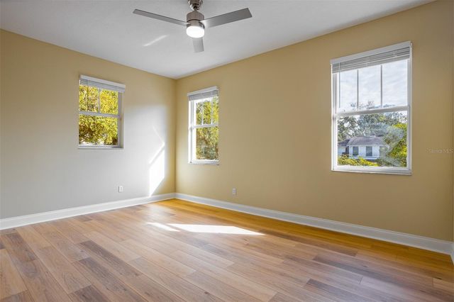 3204 W EMPEDRADO STREET, Tampa, FL 33629