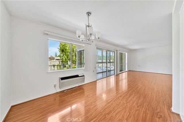 2183 E Via Mariposa B, Laguna Woods, CA 92637