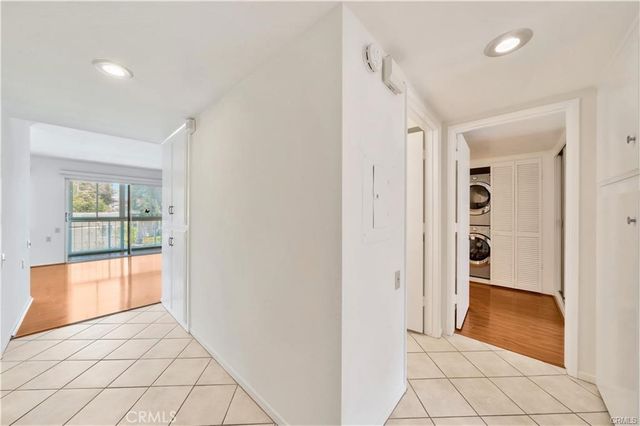 2183 E Via Mariposa B, Laguna Woods, CA 92637