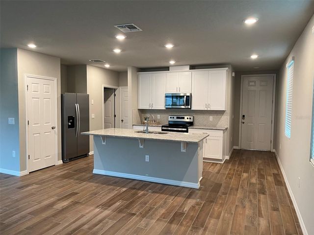 437 LEGACY LOOP, Davenport, FL 33896