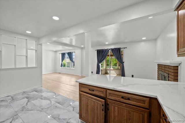 3535 Hein Drive, Sterling Heights, MI 48310