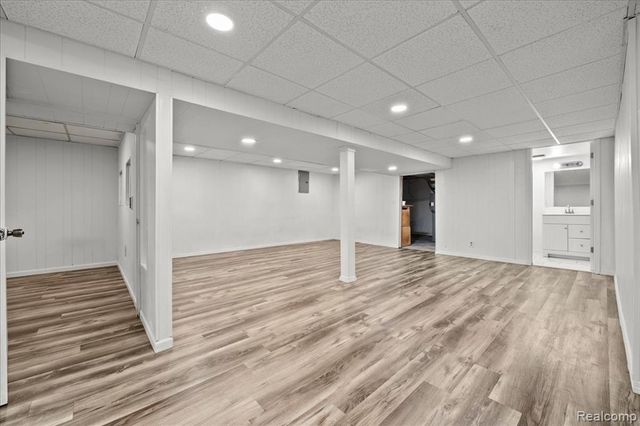 3535 Hein Drive, Sterling Heights, MI 48310