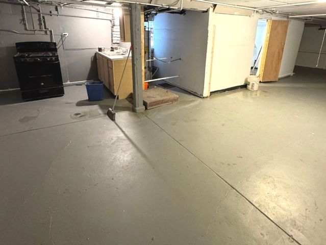 7524 S Saint Lawrence Avenue, Chicago, IL 60619