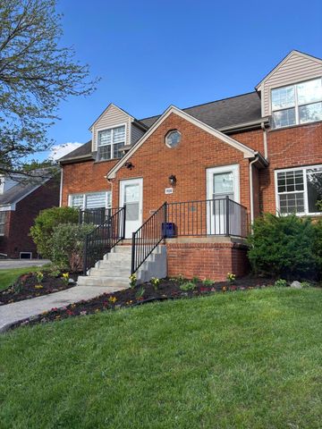 908 Spring Street, Ann Arbor, MI 48103