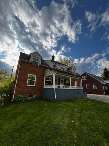 908 Spring Street, Ann Arbor, MI 48103